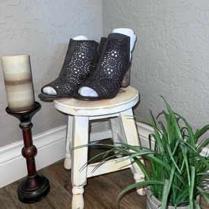 Yellow Box: Vision charcoal peep toe booties